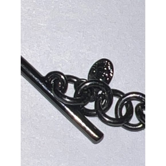 Premier Designs "Enamored" Black Hematite With Faux Pears & Crystals - Picture 7 of 9